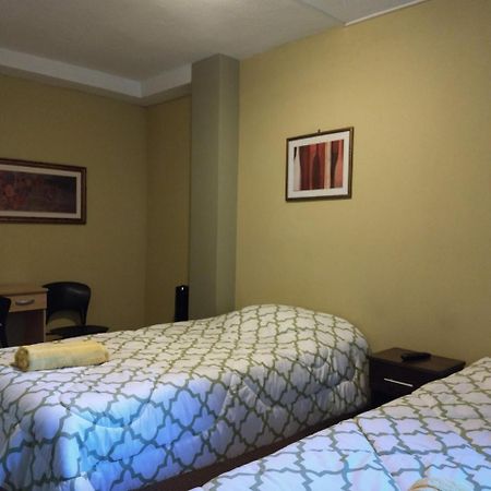Give House Bed & Breakfast Guatemala City Eksteriør bilde