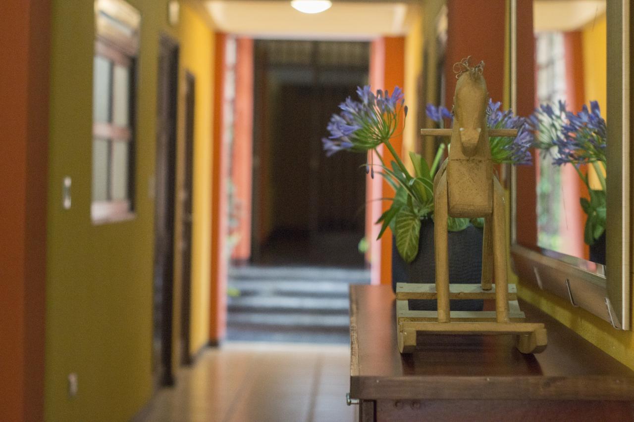 Give House Bed & Breakfast Guatemala City Eksteriør bilde